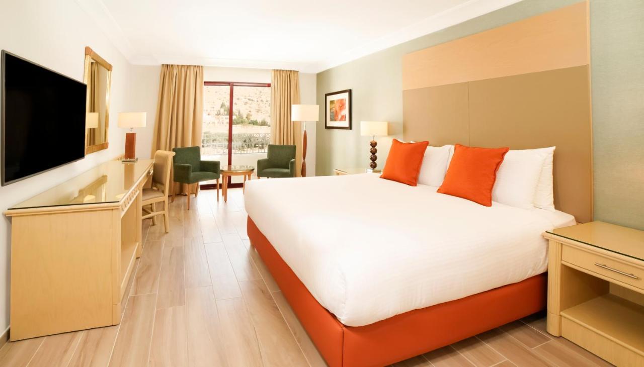 Complex Moevenpick Petra