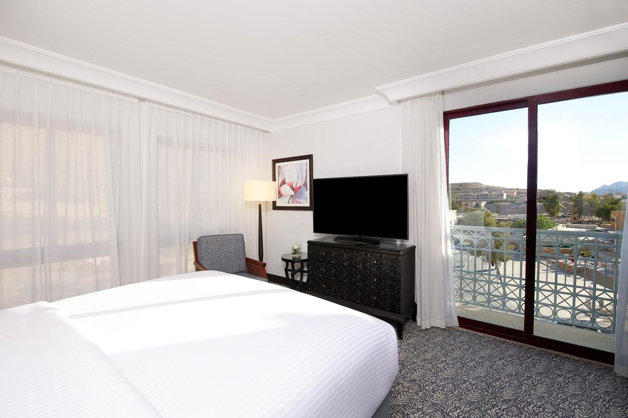 Moevenpick Petra Complex