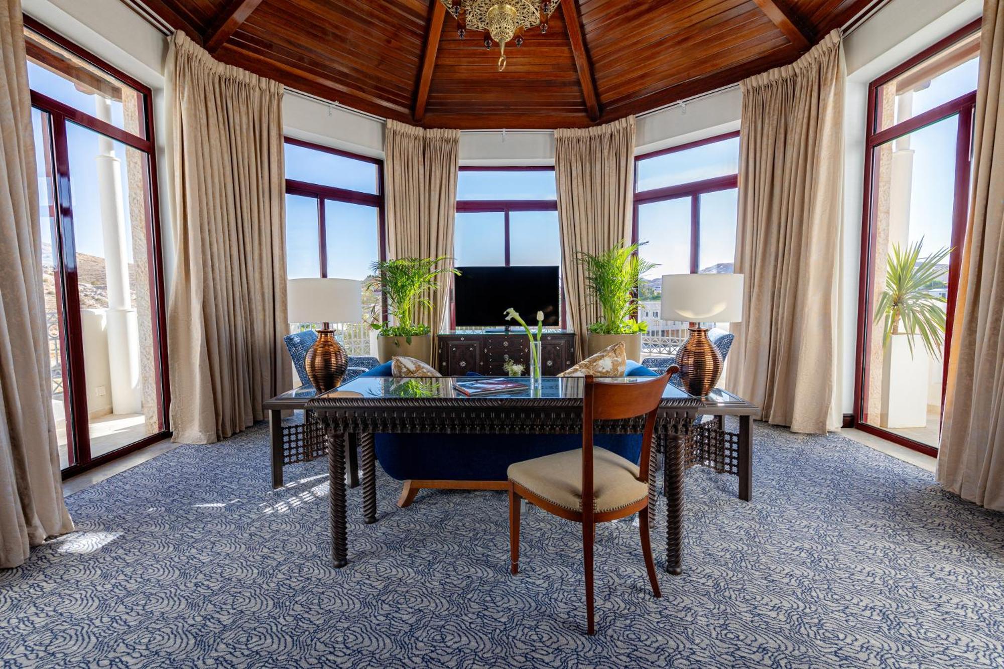 Moevenpick Petra Complex 5*