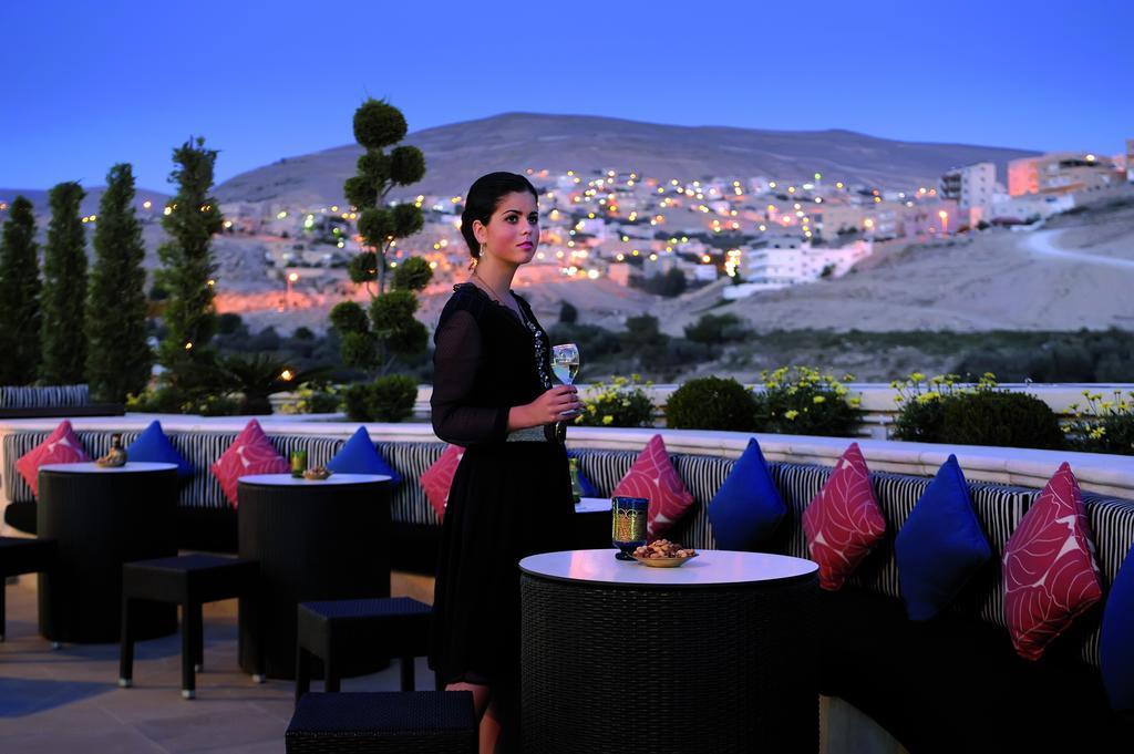 Complex Moevenpick Petra